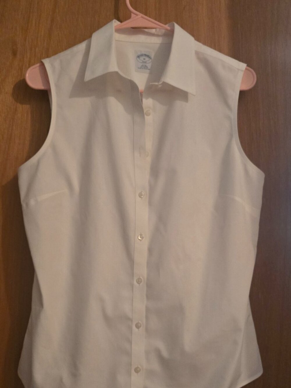 Brooks Brothers Fitted Button-down Sleeveless Non-Iron Dress Shirt